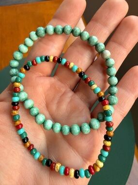 2 Turquoise Beaded Stretch Bracelet Set - Natural stones Multicolor Accents